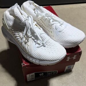NIB Under Armour Womens HOVR Phantorn
